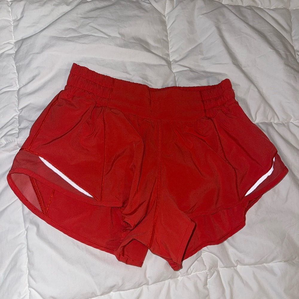 3 PAIRS - LULU LEMON hotty hot shorts coral, white/grey, black